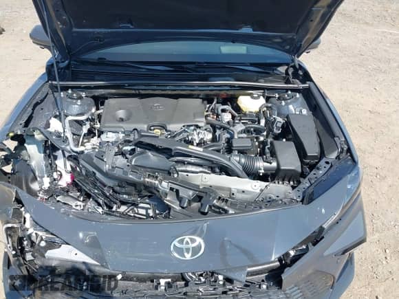 2025 Toyota Camry LE with VIN 4T1DAACK5SU182349, listed as a IAAI auction lot 43236533 with 3,159 mi miles and . Bid and sale history available at DreamBid. Image 10.