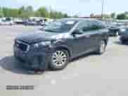 2020 Kia Sorento LX z VIN 5XYPGDA58LG618502, wystawiony jako IAAI lot #42017262 z przebiegiem 127 702 mil mil oraz . Historia ofert i sprzedaży dostępna na DreamBid. Obrazek 17.