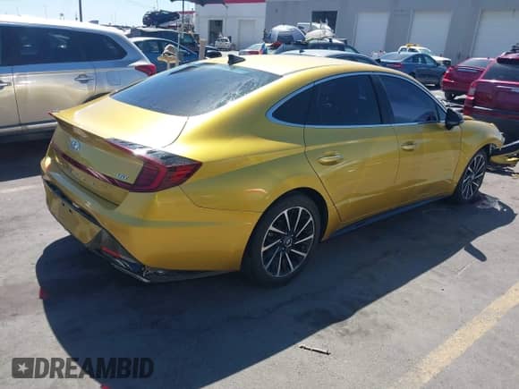 2020 Hyundai Sonata SEL Plus z VIN 5NPEJ4J23LH016758, wystawiony jako IAAI lot #42967256 z przebiegiem 84 879 mil mil oraz . Historia ofert i sprzedaży dostępna na DreamBid. Obrazek 4.