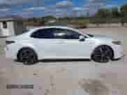 2018 Toyota Camry XSE с VIN 4T1B61HK4JU140285, выставлен на аукционе IAAI как лот 43414227 с пробегом 63 771 миль миль и . История ставок и продаж доступна на DreamBid. Изображение 13.