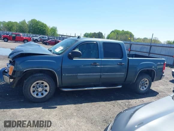 2008 GMC Sierra 1500 SL with VIN 2GTEK13C981120049, listed as a IAAI auction lot 41968873 with 100,890 mi miles and . Bid and sale history available at DreamBid. Image 14.