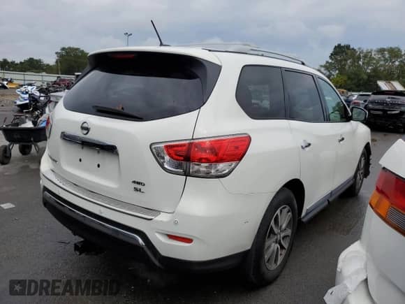 2013 Nissan Pathfinder S with VIN 5N1AR2MM3DC658463, listed as a Copart auction lot 84012395 with 217,646 mi miles and Salvage title. Bid and sale history available at DreamBid. Image 3.