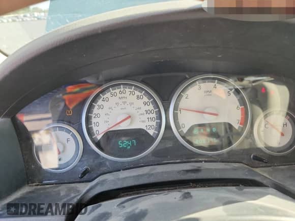 2010 Dodge Grand Caravan SXT with VIN 2D4RN5DX3AR290287, listed as a Copart auction lot 84443785 with 208,196 mi miles and Salvage title. Bid and sale history available at DreamBid. Image 9.