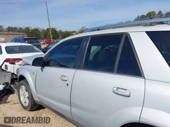 2006 Saturn VUE with VIN 5GZCZ53486S874932, listed as a IAAI auction lot 41563626 with 239,310 mi miles and . Bid and sale history available at DreamBid. Image 14.