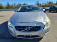 2013 Volvo S60 T6 R-Design Platinum с VIN YV1902FH1D2230439, выставлен на аукционе Copart как лот 85838645 с пробегом 62 484 миль миль и Списание • Salvage title. История ставок и продаж доступна на DreamBid. Изображение 5.