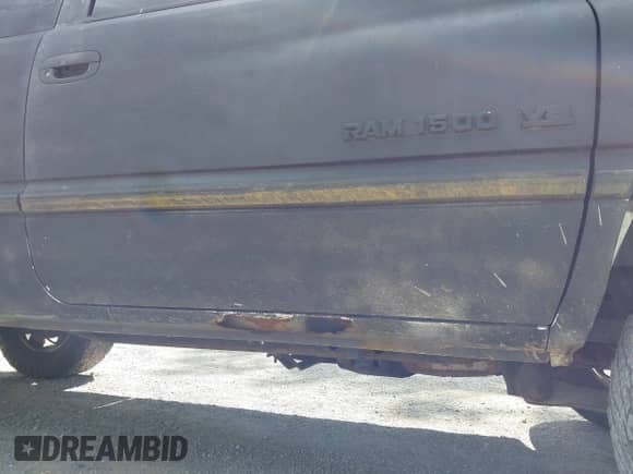 1997 Dodge 1500 с VIN 3B7HF13YXVG742322, выставлен на аукционе IAAI как лот 42331845 с пробегом 217 071 миль миль и . История ставок и продаж доступна на DreamBid. Изображение 18.