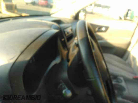 2007 Hyundai Entourage GLS с VIN KNDMC233376025136, выставлен на аукционе IAAI как лот 42776224 с пробегом Не указан миль и . История ставок и продаж доступна на DreamBid. Изображение 7.