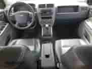 2007 Jeep Compass Limited с VIN 1J8FF57W97D100349, выставлен на аукционе Copart как лот 55913405 с пробегом 200 066 миль миль и Чистый • Clean title. История ставок и продаж доступна на DreamBid. Изображение 8.