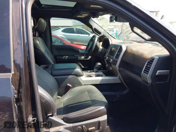 2015 Ford F-150 Lariat с VIN 1FTFW1EGXFKD68011, выставлен на аукционе IAAI как лот 43015972 с пробегом 171 938 миль миль и . История ставок и продаж доступна на DreamBid. Изображение 5.