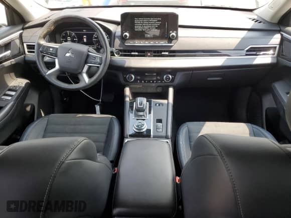 2023 Mitsubishi Outlander SE with VIN JA4T5UA95PZ062822, listed as a Copart auction lot 60229545 with 9,348 mi miles and Non repairable. Bid and sale history available at DreamBid. Image 8.