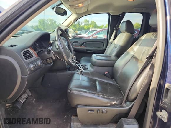 2009 GMC Sierra 1500 SLT с VIN 1GTEK39059Z275005, выставлен на аукционе Copart как лот 70263845 с пробегом 227 943 миль миль и Чистый • Clean title. История ставок и продаж доступна на DreamBid. Изображение 7.