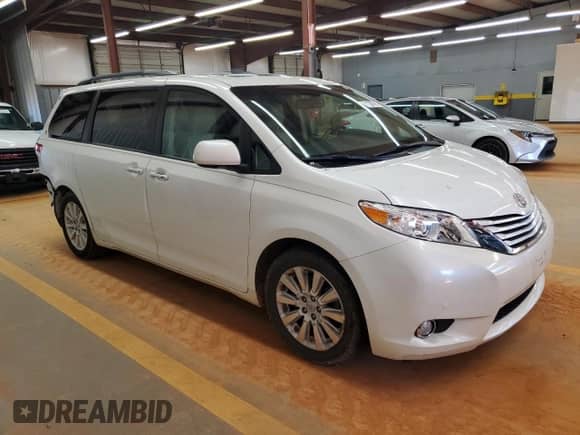 2012 Toyota Sienna XLE AAS z VIN 5TDYK3DC1CS268494, wystawiony jako Copart lot #71156765 z przebiegiem 98 544 mil mil oraz Szkoda całkowita • Salvage title. Historia ofert i sprzedaży dostępna na DreamBid. Obrazek 4.