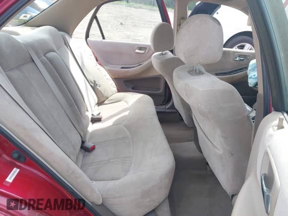 2000 Honda Accord SE с VIN JHMCG5676YC034639, выставлен на аукционе IAAI как лот 42034637 с пробегом 158 795 миль миль и . История ставок и продаж доступна на DreamBid. Изображение 8.