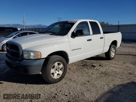 2005 Dodge 1500 SLT with VIN 1D7HU18N05J594142, listed as a Copart auction lot 82609445 with 228,011 mi miles and Clean title. Bid and sale history available at DreamBid. Image 1.