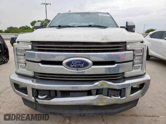 2017 Ford F-250 Lariat with VIN 1FT7W2BTXHEE31279, listed as a Copart auction lot 62380475 with 128,691 mi miles and Clean title. Bid and sale history available at DreamBid. Image 5.