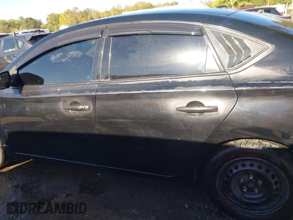 2017 Nissan Sentra SR with VIN 3N1AB7AP2HY376934, listed as a IAAI auction lot 43409657 with 107,874 mi miles and . Bid and sale history available at DreamBid. Image 14.