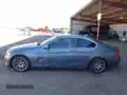 2007 BMW 3 Series 328i with VIN WBAWB33567PV72573, listed as a IAAI auction lot 41302455 with 136,959 mi miles and . Bid and sale history available at DreamBid. Image 14.