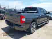 2019 Toyota Tundra SR5 с VIN 5TFAY5F17KX791678, выставлен на аукционе IAAI как лот 42290380 с пробегом 119 671 миль миль и . История ставок и продаж доступна на DreamBid. Изображение 4.
