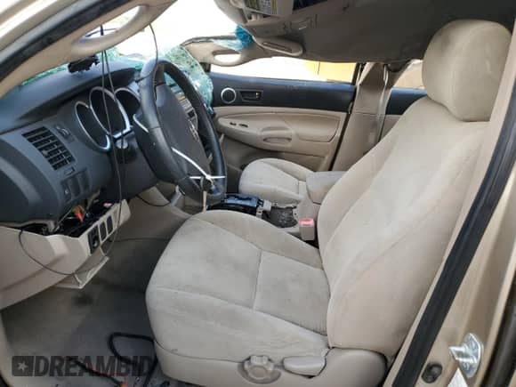 2007 Toyota Tacoma PreRunner с VIN 3TMKU72N47M012447, выставлен на аукционе Copart как лот 68963945 с пробегом 178 845 миль миль и Списание • Salvage title. История ставок и продаж доступна на DreamBid. Изображение 7.
