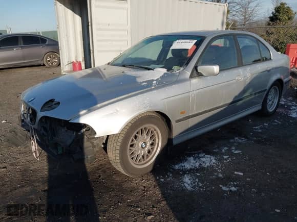 1999 BMW 5 Series 528i with VIN WBADM6336XBY31254, listed as a IAAI auction lot 41408089 with 221,176 mi miles and . Bid and sale history available at DreamBid. Image 19.