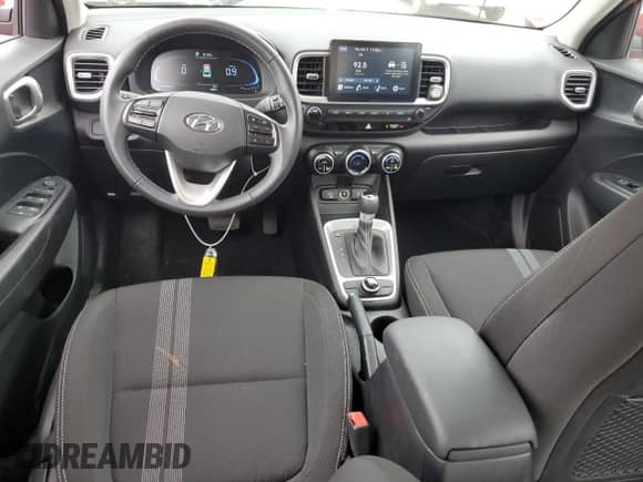 2024 Hyundai Venue Limited z VIN KMHRC8A36RU317174, wystawiony jako Copart lot #85849885 z przebiegiem 6 430 mil mil oraz Nie do naprawy • Non repairable. Historia ofert i sprzedaży dostępna na DreamBid. Obrazek 8.