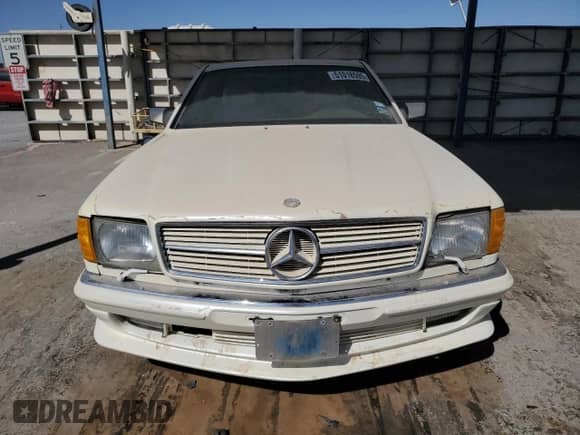1983 Mercedes-Benz 500 с VIN WDB12604412006680, выставлен на аукционе Copart как лот 51018595 с пробегом 105 263 миль миль и Чистый • Clean title. История ставок и продаж доступна на DreamBid. Изображение 5.