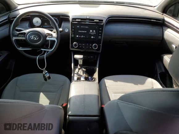 2023 Hyundai Santa Cruz SEL с VIN 5NTJCDAE7PH041270, выставлен на аукционе Copart как лот 76526784 с пробегом 25 084 миль миль и Списание • Salvage title. История ставок и продаж доступна на DreamBid. Изображение 8.