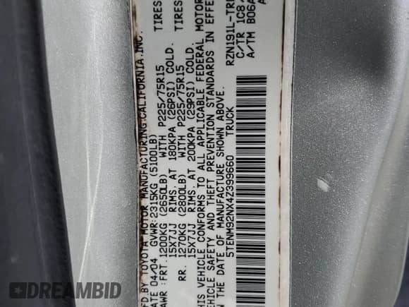 2004 Toyota Tacoma PreRunner z VIN 5TENM92NX4Z399660, wystawiony jako Copart lot #80953515 z przebiegiem 265 626 mil mil oraz Szkoda całkowita • Salvage title. Historia ofert i sprzedaży dostępna na DreamBid. Obrazek 12.