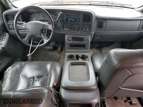 2006 Chevrolet Silverado 2500HD LT1 с VIN 1GCHK29U56E171689, выставлен на аукционе Copart как лот 89640685 с пробегом 231 919 миль миль и Чистый • Clean title. История ставок и продаж доступна на DreamBid. Изображение 8.