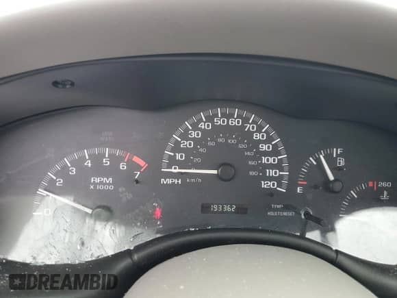 2005 Chevrolet Malibu Classic z VIN 1G1ND52F15M226081, wystawiony jako Copart lot #54518785 z przebiegiem 193 362 mil mil oraz Szkoda całkowita • Salvage title. Historia ofert i sprzedaży dostępna na DreamBid. Obrazek 9.