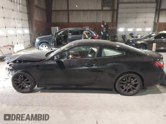 2023 BMW 4 Series 430i xDrive z VIN WBA73AP03PCM88979, wystawiony jako IAAI lot #41262300 z przebiegiem 17 891 mil mil oraz . Historia ofert i sprzedaży dostępna na DreamBid. Obrazek 14.