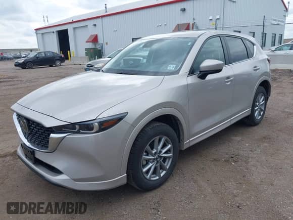 2025 Mazda CX-5 S Preferred z VIN JM3KFBCL1S0582774, wystawiony jako IAAI lot #42355004 z przebiegiem 15 343 mil mil oraz . Historia ofert i sprzedaży dostępna na DreamBid. Obrazek 19.