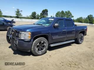 2011 Chevrolet Silverado 1500 LS z VIN 3GCPKREA9BG270227, wystawiony jako Copart lot #70369475 z przebiegiem 137 400 mil mil oraz Szkoda całkowita • Salvage title. Historia ofert i sprzedaży dostępna na DreamBid. Obrazek 1.