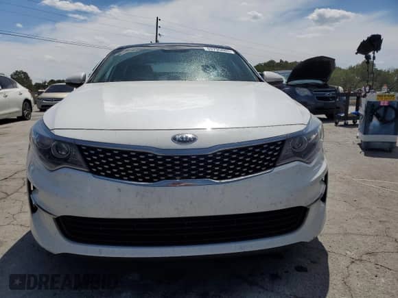 2016 Kia Optima EX with VIN 5XXGU4L31GG074536, listed as a Copart auction lot 69795885 with 187,926 mi miles and Salvage title. Bid and sale history available at DreamBid. Image 5.