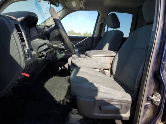 2014 Ram 1500 Tradesman с VIN 1C6RR6FG8ES190315, выставлен на аукционе Copart как лот 66877685 с пробегом 143 344 миль миль и Чистый • Clean title. История ставок и продаж доступна на DreamBid. Изображение 7.