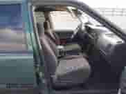 1998 Jeep Grand Cherokee Laredo с VIN 1J4GZ58S0WC245020, выставлен на аукционе IAAI как лот 43257309 с пробегом 226 092 миль миль и . История ставок и продаж доступна на DreamBid. Изображение 5.