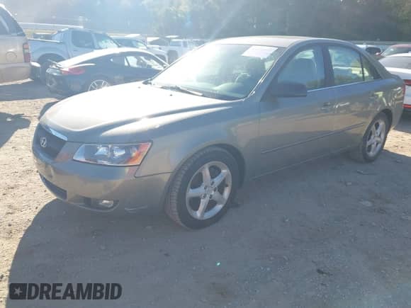 2007 Hyundai Sonata SE с VIN 5NPEU46F77H275746, выставлен на аукционе IAAI как лот 43419651 с пробегом 126 010 миль миль и . История ставок и продаж доступна на DreamBid. Изображение 2.