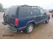1995 Chevrolet Tahoe z VIN 1GNEC13K3SJ439116, wystawiony jako IAAI lot #41659942 z przebiegiem 203 848 mil mil oraz . Historia ofert i sprzedaży dostępna na DreamBid. Obrazek 4.