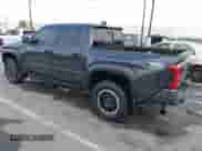 2024 Toyota Tacoma TRD Off Road с VIN 3TMLB5JN6RM051513, выставлен на аукционе IAAI как лот 43140179 с пробегом 13 703 миль миль и . История ставок и продаж доступна на DreamBid. Изображение 3.