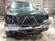 2003 Chevrolet Silverado 1500HD LS z VIN 1GCGK13U63F226607, wystawiony jako IAAI lot #41178194 z przebiegiem 158 193 mil mil oraz . Historia ofert i sprzedaży dostępna na DreamBid. Obrazek 6.