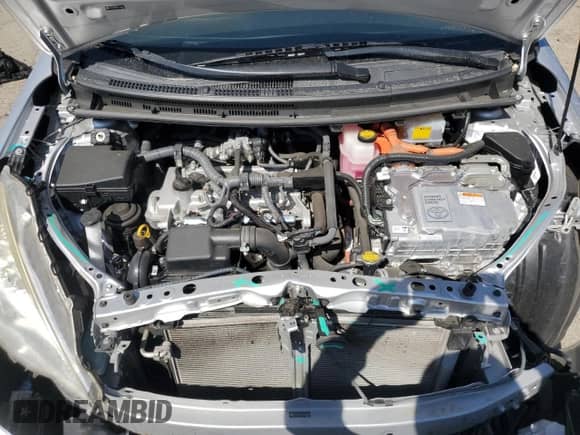 2014 Toyota Prius Two z VIN JTDKDTB32E1558827, wystawiony jako Copart lot #84247945 z przebiegiem 68 406 mil mil oraz Szkoda całkowita • Salvage title. Historia ofert i sprzedaży dostępna na DreamBid. Obrazek 11.