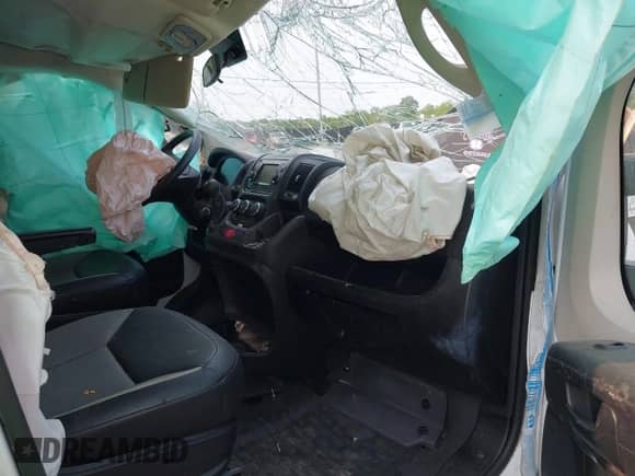 2019 Ram ProMaster Cargo with VIN 3C6TRVAG4KE525642, listed as a IAAI auction lot 42371663 with Not provided miles and . Bid and sale history available at DreamBid. Image 5.