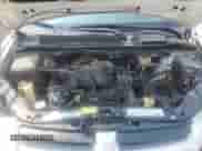 2010 Dodge Grand Caravan Hero z VIN 2D4RN3D11AR426786, wystawiony jako Copart lot #66708735 z przebiegiem 136 921 mil mil oraz Czysty tytuł • Clean title. Historia ofert i sprzedaży dostępna na DreamBid. Obrazek 12.