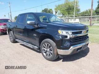 2022 Chevrolet Silverado 1500 LT z VIN 1GCPACEK2NZ621623, wystawiony jako IAAI lot #42583228 z przebiegiem 51 207 mil mil oraz . Historia ofert i sprzedaży dostępna na DreamBid. Obrazek 1.