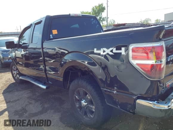 2011 Ford F-150 XL with VIN 1FTFX1EFXBKD26131, listed as a IAAI auction lot 43155359 with 241,024 mi miles and . Bid and sale history available at DreamBid. Image 14.