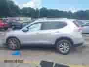 2015 Nissan Rogue SL с VIN 5N1AT2MV9FC924940, выставлен на аукционе IAAI как лот 43010765 с пробегом 133 956 миль миль и . История ставок и продаж доступна на DreamBid. Изображение 14.