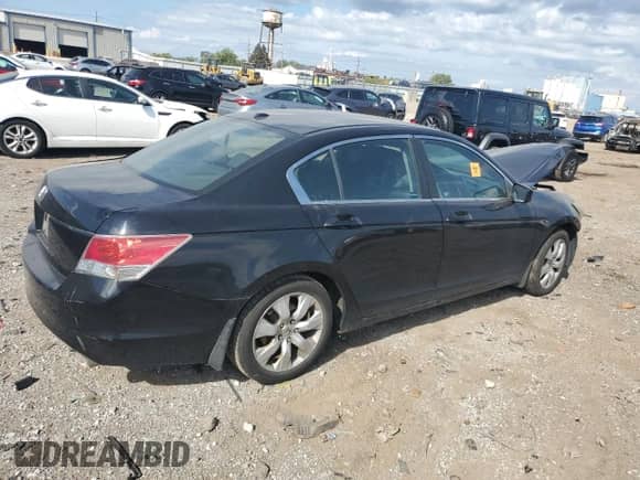 2010 Honda Accord EX-L с VIN 1HGCP2F83AA040345, выставлен на аукционе Copart как лот 85360005 с пробегом Не указан миль и Списание • Salvage title. История ставок и продаж доступна на DreamBid. Изображение 3.