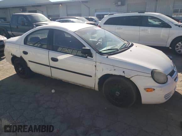 2003 Dodge Neon SE z VIN 1B3ES26CX3D157515, wystawiony jako Copart lot #76727594 z przebiegiem 142 369 mil mil oraz Szkoda całkowita • Salvage title. Historia ofert i sprzedaży dostępna na DreamBid. Obrazek 4.