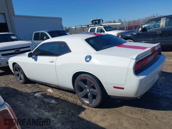 2013 Dodge Challenger SXT with VIN 2C3CDYAG2DH510772, listed as a IAAI auction lot 41417597 with 131,087 mi miles and . Bid and sale history available at DreamBid. Image 14.