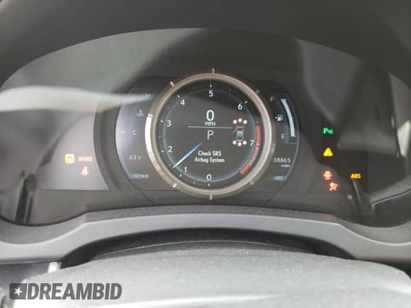 2017 Lexus RC 350 с VIN JTHHE5BC0H5016219, выставлен на аукционе Copart как лот 54383235 с пробегом 38 865 миль миль и Списание • Salvage title. История ставок и продаж доступна на DreamBid. Изображение 9.